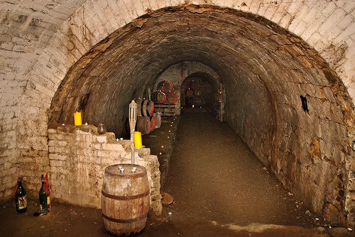 Katakomben - der ehemalige Bierkeller unter unserem Restaurant kann nach Anmeldung besichtigt werden